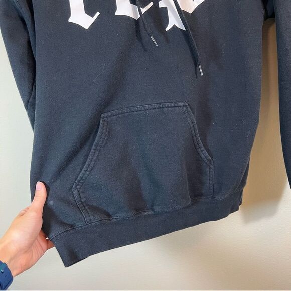 ✨ Gildan Black Reputation Red Taylor Swift Hoodie Small - Picture 7 of 10